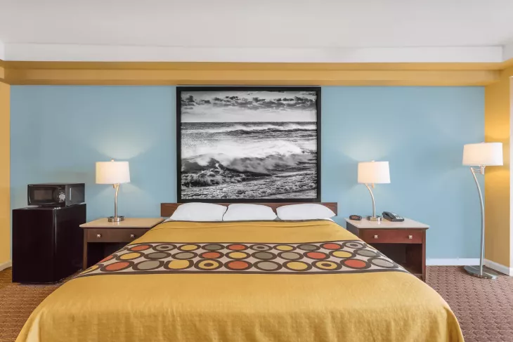 cheap hotels va beach boardwalk