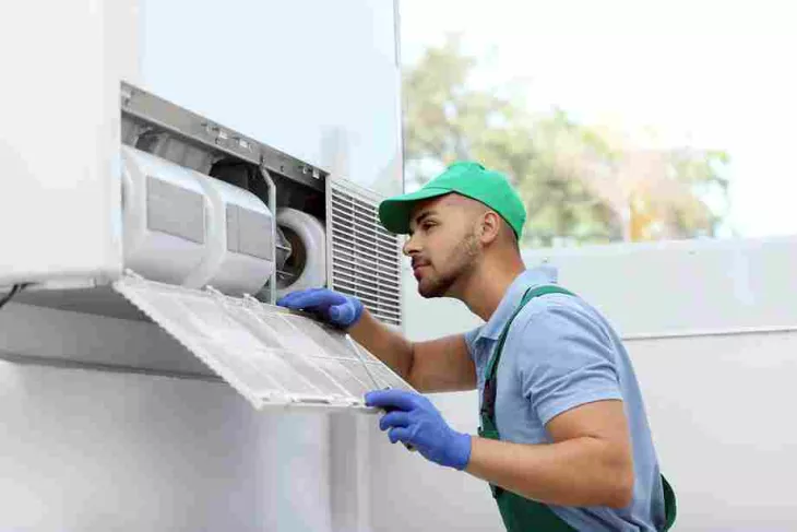 AC Contractor in Bastrop, TX