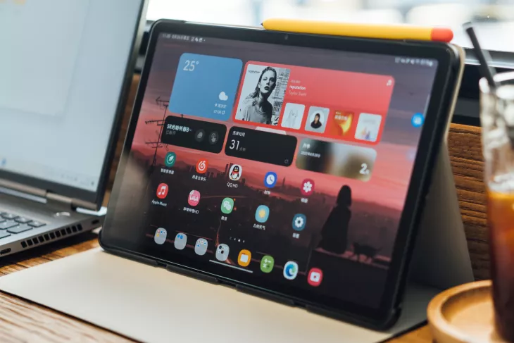 Tablets Canada