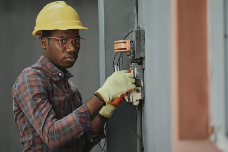 commercial electricians