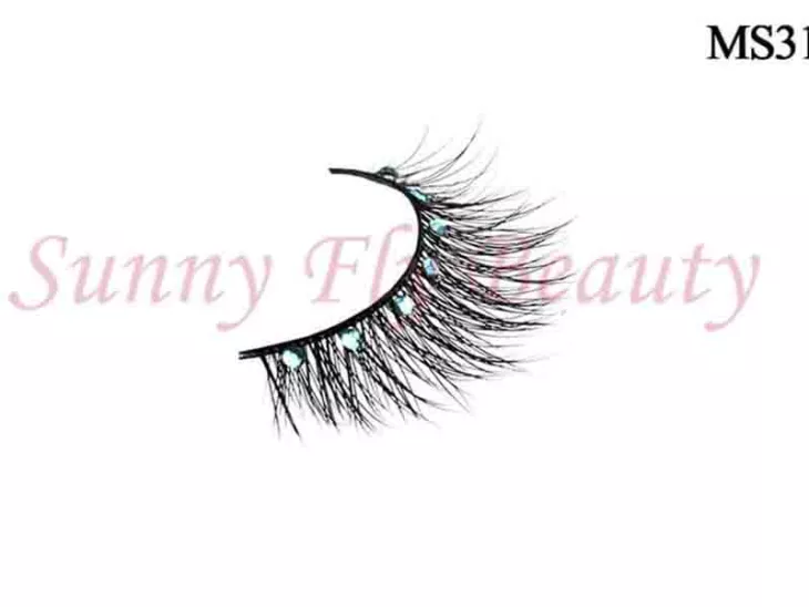 false eyelashes