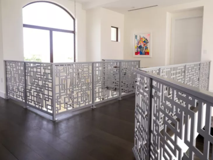 modern metal railing services