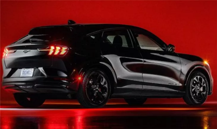 2023 Ford Mustang Mach-E