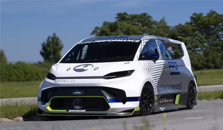 Ford Pro Electric SuperVan