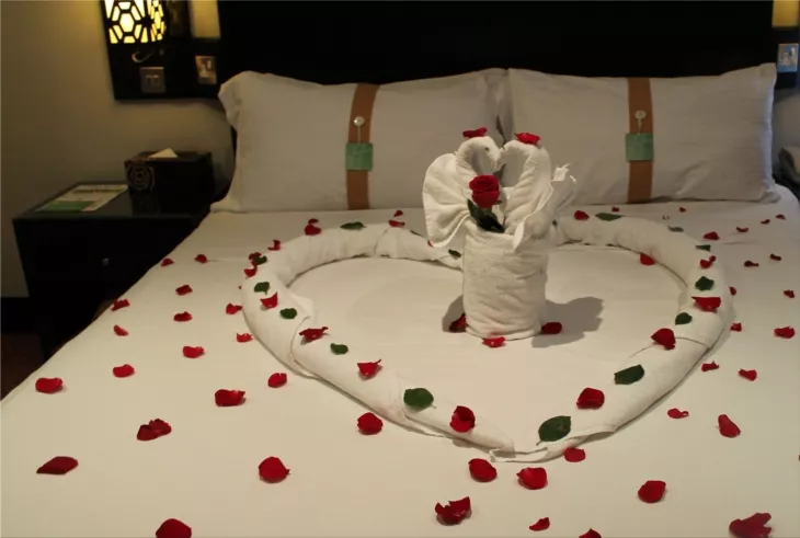 newlyweds bedroom
