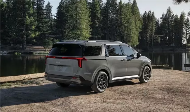 2025 Kia Carnival MPV