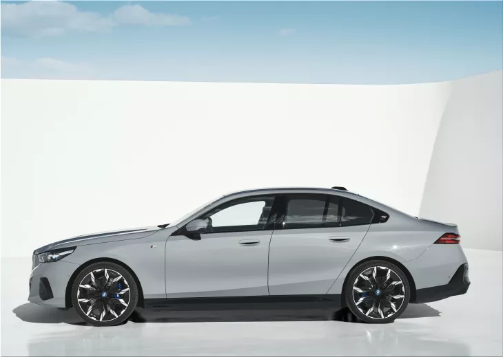 BMW 5 Series Sedan
