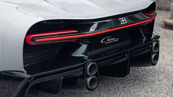 2022 Bugatti Chiron Super Sport with a maximum speed of 440 km / h