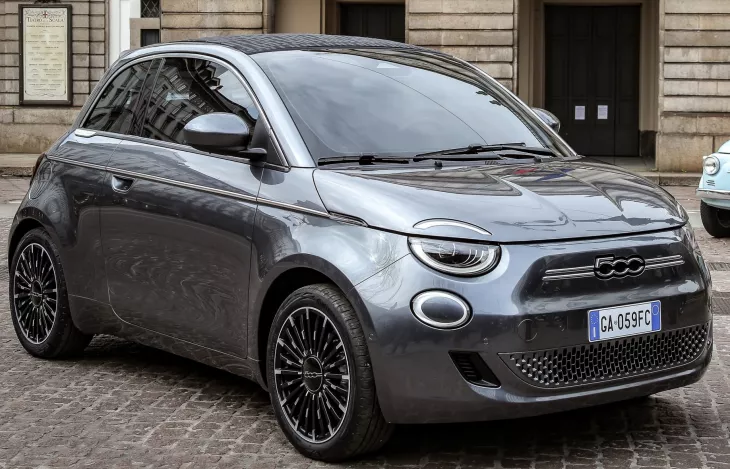The new Fiat 500e electric car with a 95 hp and 220 Nm