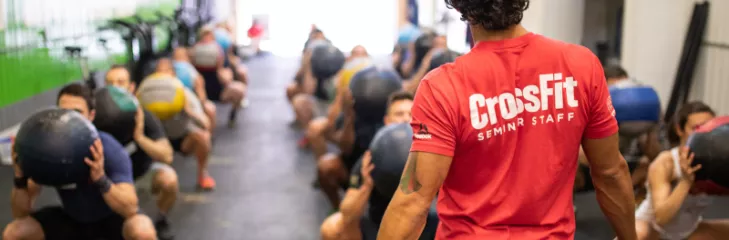 Cross-fit’s high-intensity, multi-joint motions can assist you in developing muscle strength and endurance.