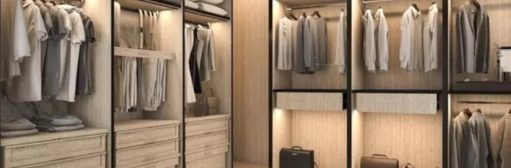 Luxury Walk In closet