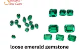 loose emerald gemstone