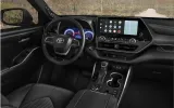 Toyota Imports Massive U.S. Tundra and Highlander to Narrow Japan Streets